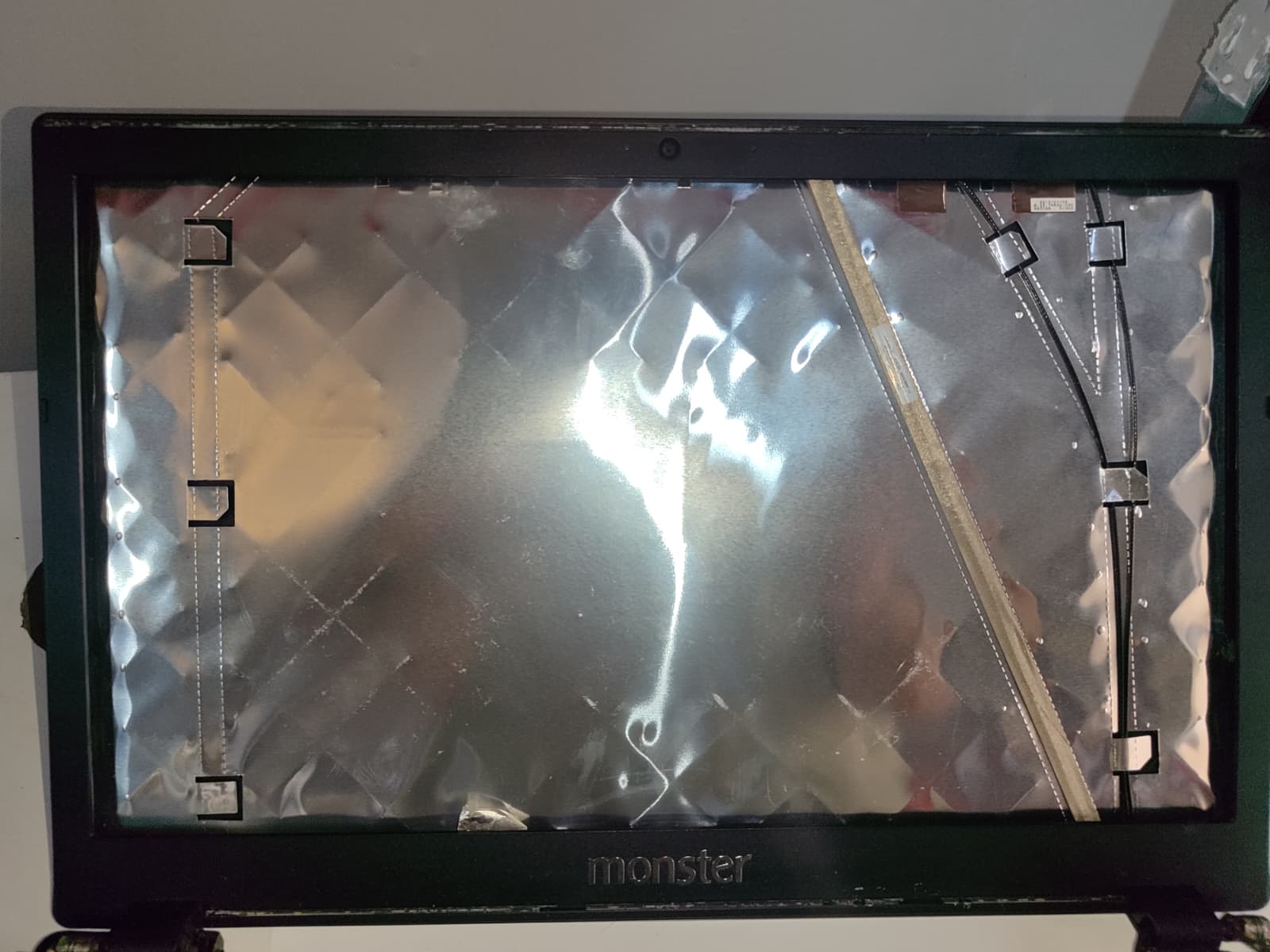 Monster W650SR Orijinal Komple LCD Kasa (Arka Kapak + Bezel + Menteşeler + Webcam)